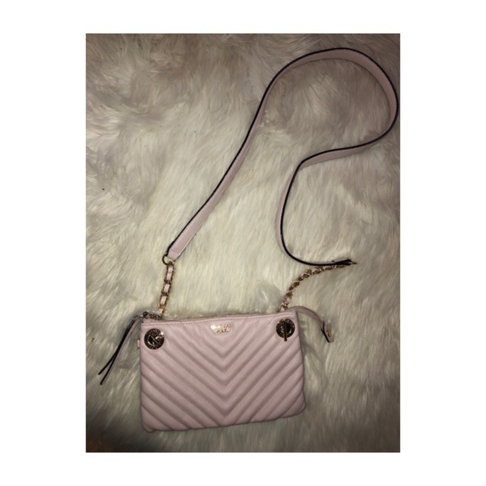 Victoria’s Secret- Pebbled V-Quilt 24/7 Crossbody